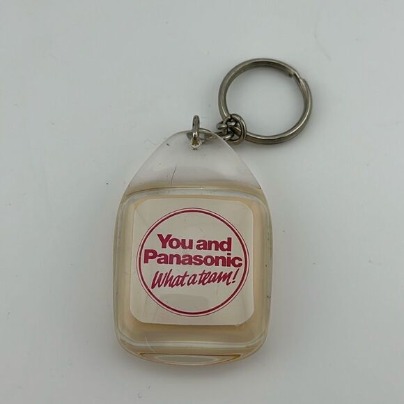Vintage Panasonic key chain - Picture 1 of 2